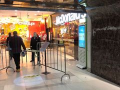 门面-麦当劳(中山公园龙之梦店)