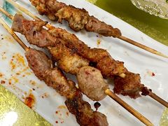 -马尔龙新疆饭店·清真(瑞景店)