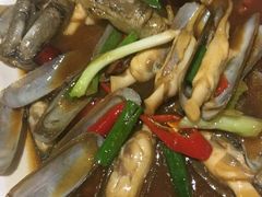 -美味海鲜大排档(明发美食地标店)