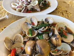 -拉威海鲜市场