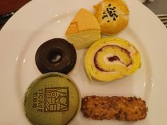 -怡咖啡海鲜自助餐厅(浦东香格里拉店)