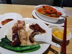 -滋味满屋美食坊(上海街店)