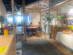 -渝信川菜 · 川味家常菜(财富购物中心店)