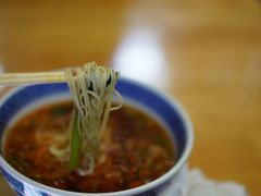 辣肉面-沪西老弄堂面馆(定西路店)