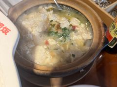 -魏铭鱼头捞饭(晋阳路店)