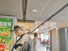 -麦当劳(四平路店)