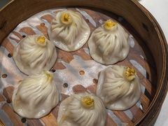 蟹粉小笼包-绿波廊(豫园店)