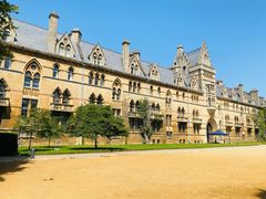 -牛津大学