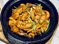 招牌鲍鱼焖鸡-粤·啫啫