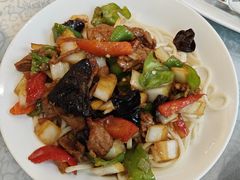 -汗腾格里·风味餐厅(新疆驻京办店)