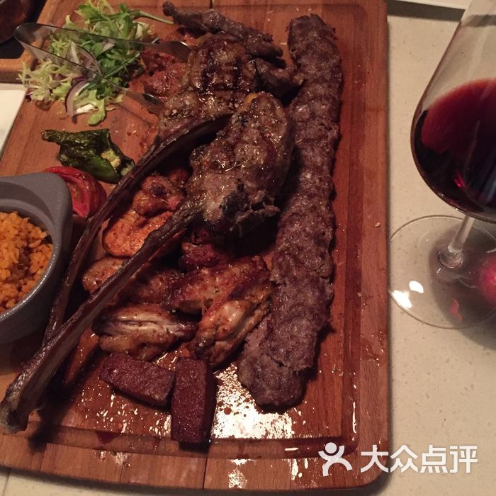 bus grill 巴士扒房-土耳其烤肉图片-北京牛排-大众点评网