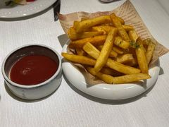 -LESCEDARS  Bistro香柏树(外滩店)