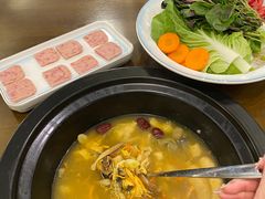 -菌乡缘·野生菌蒸汽鱼火锅(江边夜市店)