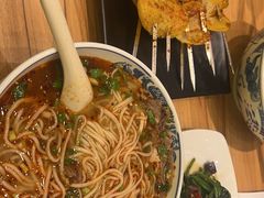 -西部马华清真兰州牛肉面·烧烤夜市(三里河店)