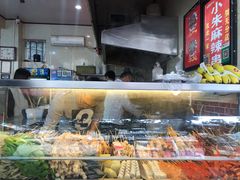 面包甜点陈列柜-小朱麻辣串(益民街店)