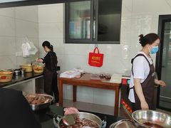-温老幺兔头