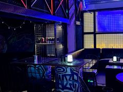 -UP嘻哈酒吧(粉巢店)