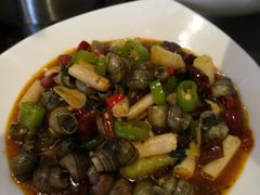-龙巢盱眙龙虾·牛蛙·烧烤宵夜(八卦岭店)