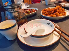 -聚汇三少·龙虾·中餐厅(莫邪路新天地店)