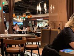 大堂-耶里夏丽·丝路新疆菜·清真食品(徐汇南丹东路臻选店)