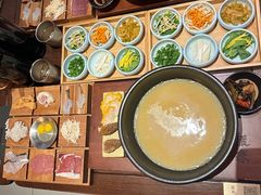 -银米·云南传统过桥米线(双廊黑金冠店)