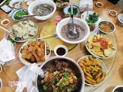 -烂厅下牛肉汤