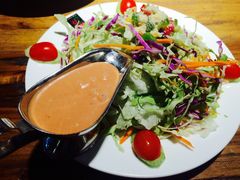 田园沙拉-意国小镇披萨牛排餐厅(新玛特店)