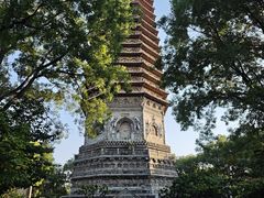 -玲珑塔公园