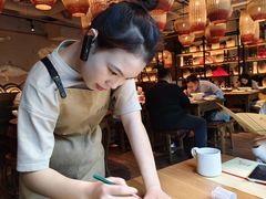 -荣家黄鱼面(南京西路店)