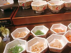 -牛YO寿喜烧·铁板烧和牛火锅自助(市府恒隆店)