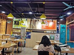 -点点心港式茶餐厅(南京西路店)