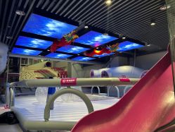 -marspace马斯派超级运动公园(正弘汇店)