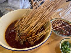 -拈签一笑黄牛肉辣卤串串