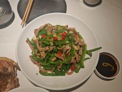 -赶海部落海鲜城(海阳路店)