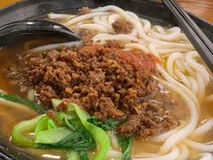-丽虹云南过桥米线(兴工街店)