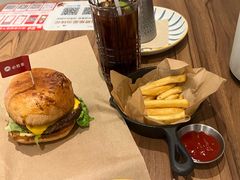 -必胜客(欢乐颂店)