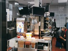 -麦当劳(农光里店)