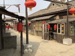 -清风小镇闯关东影视基地