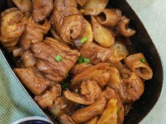 饭盒焖肥肠-渔娘渔家丹东海鲜(东直门店)