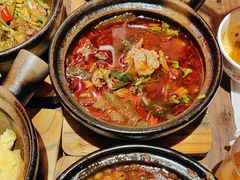 -有红鸡毛店·砂锅菜(抚琴夜市店)
