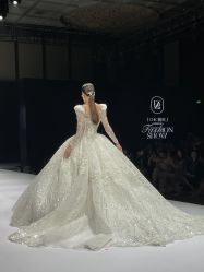 -Renee芮亦婚纱(原丽莎)