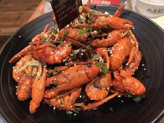 -巴厘龙虾·榜首油焖大虾(音乐学院·沿江酒馆店)