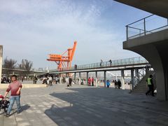 -龙美术馆西岸馆-停车场