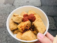 -仓桥直街臭豆腐