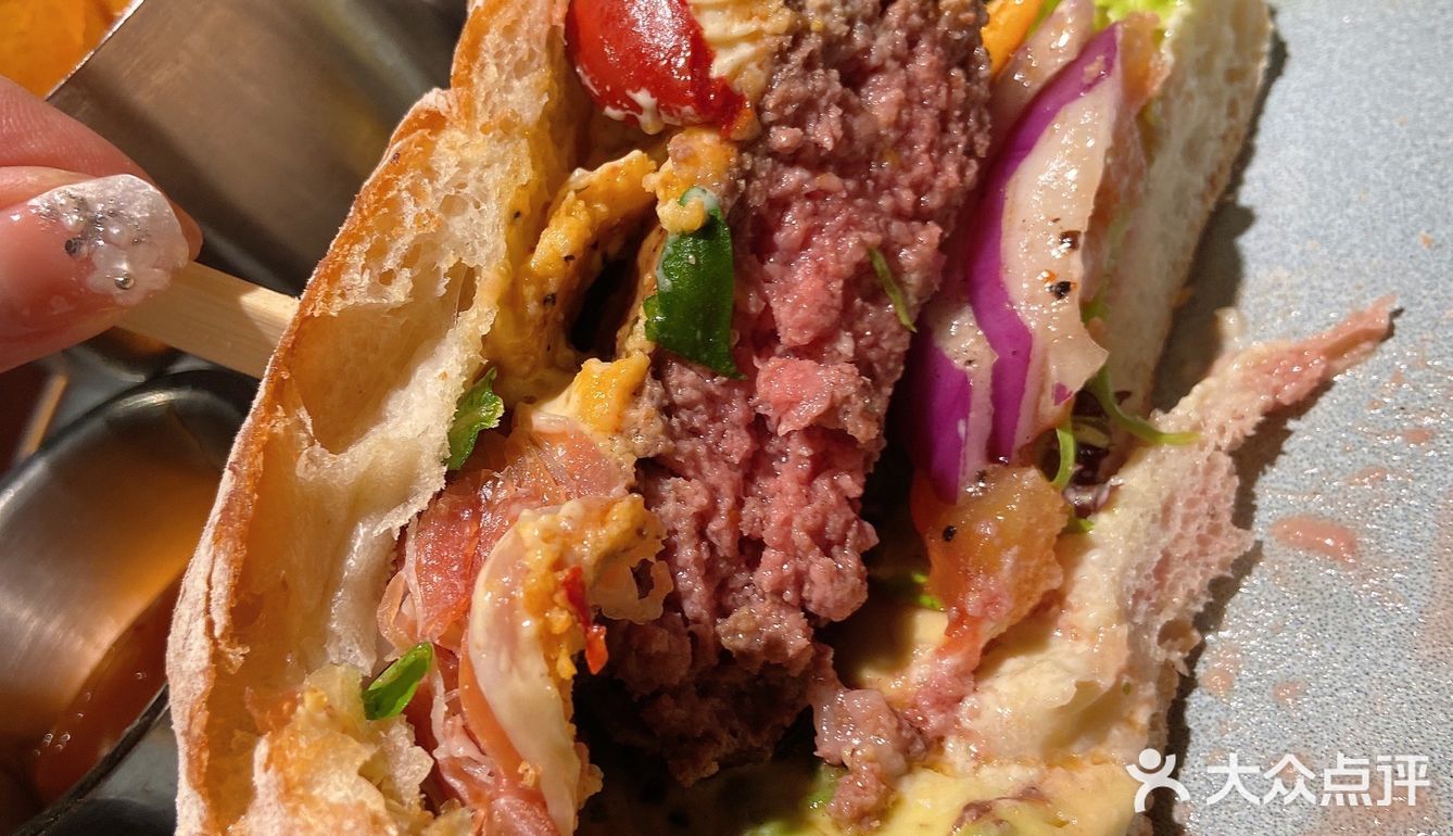 我发现了蓝蛙🍔天花板❗️牛堡好吃哭[调皮]