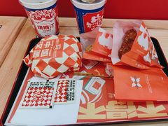 -塔斯汀中国汉堡(徐汇汇京广场店)