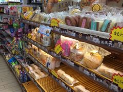 -全家便利店(长江西路店)