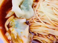 麻辣馄饨小面-南小馆(迪士尼小镇店)