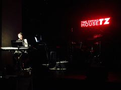 -TZ House音乐现场(茅台店)
