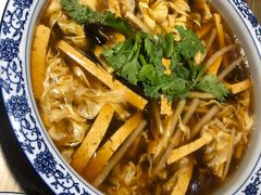 酸辣汤-小幸湖春饼(悦茂购物中心店)
